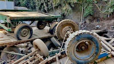 الأقصر تواجه ظاهرة نابشي القمامة وتصادر 20 عربة كارو