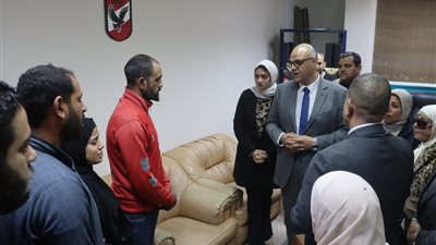 محافظ القليوبية يطمئن على مصابي حادث كسر ماسورة بخط أنابيب بترول بالخانكة| صور