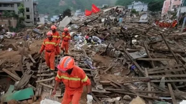 البحث عن ناجين في