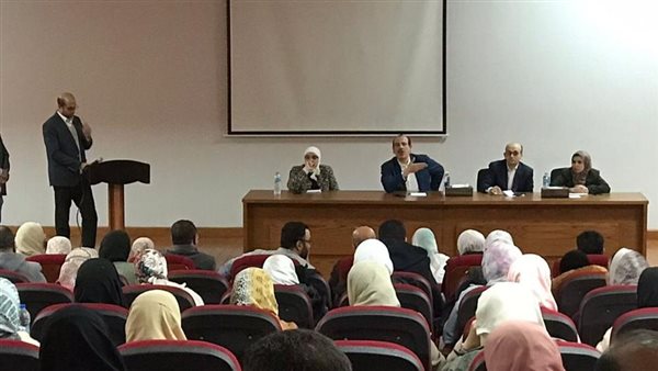 الدكتور عمرو قنديل،