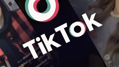 ادعت أنها والدتها.. القبض على بلوجر استغلت مرض مسنة بالزهايمر لطلب الدعم من المتابعين