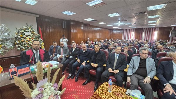 جانب من المناقشة