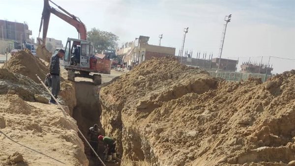 من أعمال إنشاء خطوط