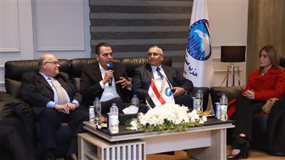 لتعزيز التجربة الديمقراطية في مصر.. حزب مستقبل وطن يجتمع بعدد من الأحزاب