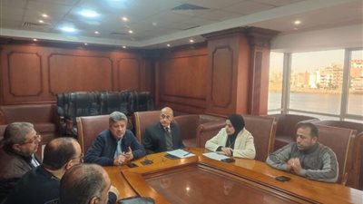 الغرفة التجارية بدمياط وحماية المستهلك يضعان استراتيجية لضبط الأسعار وتوفير السلع خلال رمضان