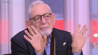 عدلي القيعي: هل احتفال إمام عاشور بالبالونة أسوأ من احتفال ميدو وشيكابالا بالحذاء الأحمر؟