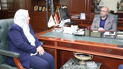 محافظ بني سويف يطمئن على انتظام العملية التعليمية في أول أيام الفصل الثاني 