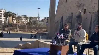 خالد النبوي: الفنان المصري تخطى حدود مصر.. وحزين لبُعدي عن المسرح