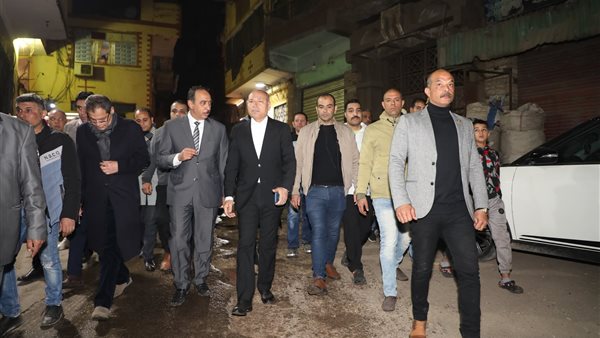 محافظ القاهرة خلال