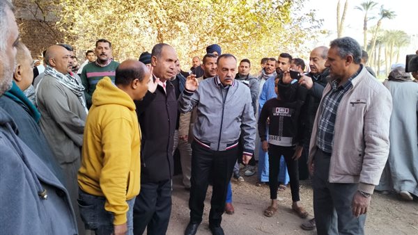 محافظ أسيوط يعاين