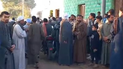 6 جثامين في جنازة.. تشييع ضحايا منزل أسيوط المنهار | بث مباشر
