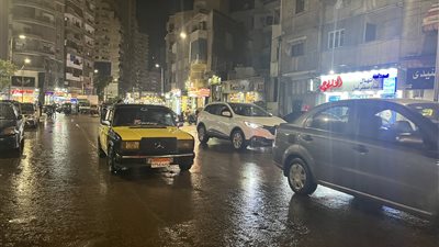 الإسكندرية تشهد تقلبات جوية وأمطار قبل نوة الفيضة الكبرى