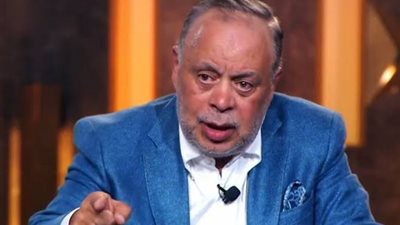 اليوم.. الحكم فى دعوى أشرف زكي ضد فتاة لاتهامها بإزعاجه وإساءة استخدام مواقع التواصل الاجتماعي