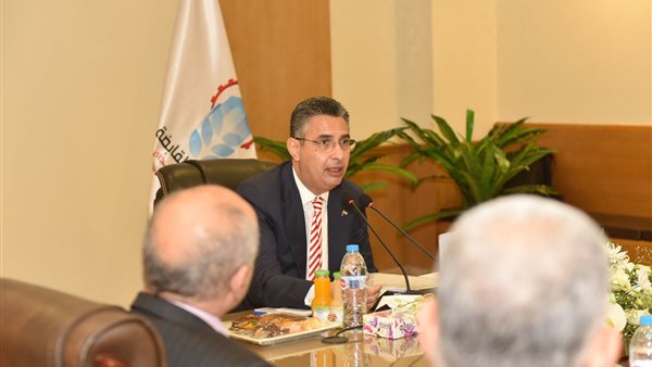 وزير التموين والتجارة