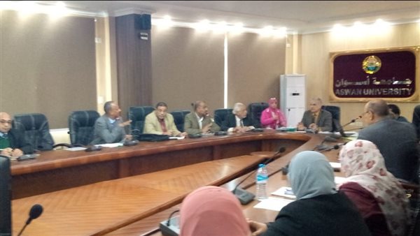 رئيس جامعة أسوان