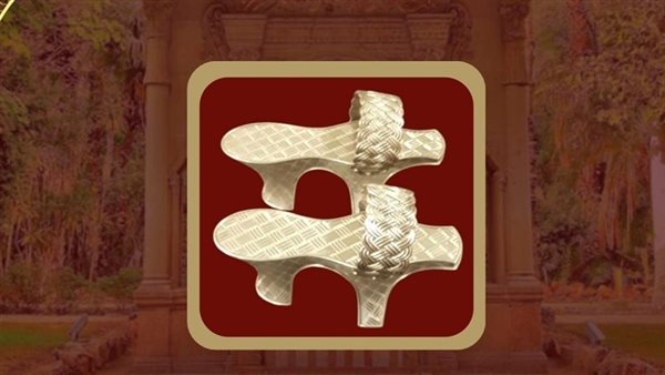 زوج قبقاب خشبي