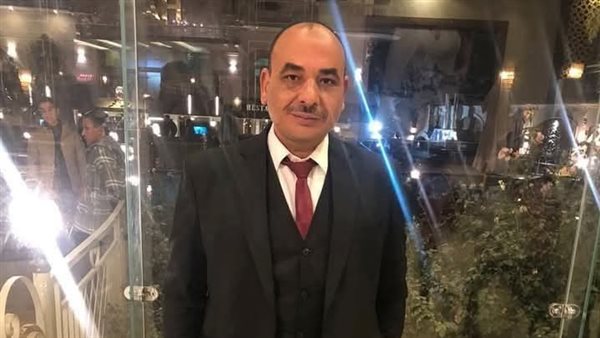 صورة المعلم المتوفى