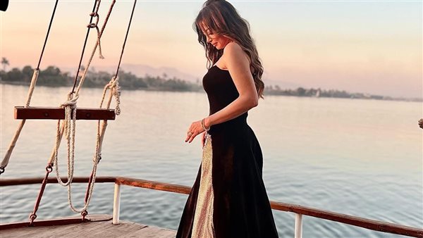 الفنانة داليا مصطفى