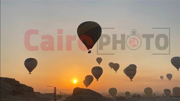 البالون الطائر بالأقصر