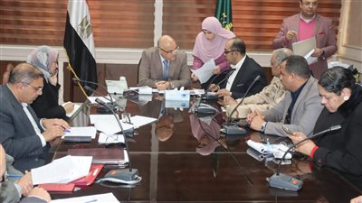 محافظ القليوبية يعقد اللقاء الجماهيري بالديوان العام لحل مشكلات المواطنين بمدن بنها وكفر شكر وطوخ وقها 