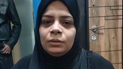 زوجة تاجر قتله عاطل وأبناؤه بأرض اللواء: جردوه من ملابسه وموتوه من الضرب|بث مباشر 