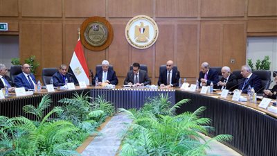 وزير التربية والتعليم السابق يقترح تطبيق النظام الجديد على الدفعة الحالية