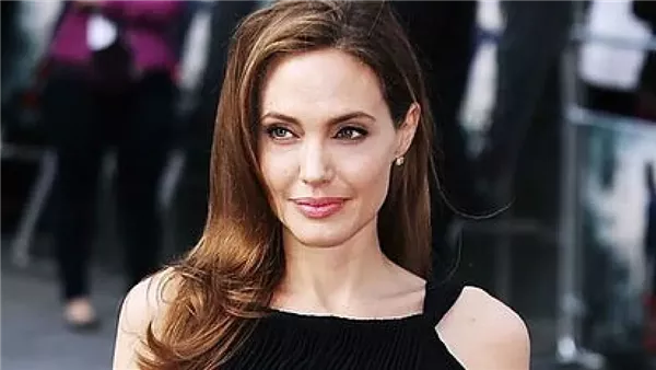 أنجلينا جولي