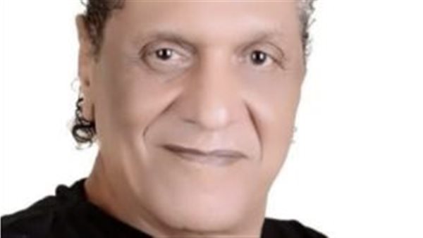 المطرب الشعبي محمود