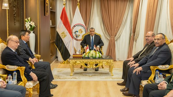 وزير الإنتاج الحربي