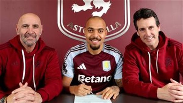 أستون فيلا يعلن تعاقده
