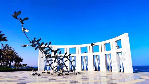 أرشيفية.. النصب التذكارى