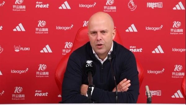 آرني سلوت مدرب ليفربول