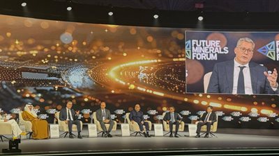 وزير البترول: عرض فرص التنقيب عن الذهب والفوسفات والكوارتز على منصة مصر الرقمية قريبا