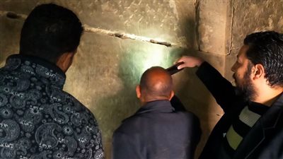 آثار أسوان تواصل أعمال التوثيق الأثري لصرح معبد إدفو| صور