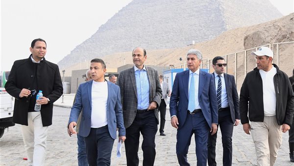  شريف فتحي وزير السياحة