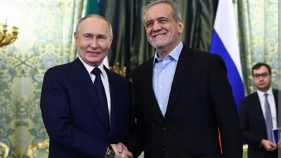 من موسكو.. الرئيس الإيراني يتحدث عن إمكانية إتمام اتفاقيات بناء محطة طاقة نووية في طهران