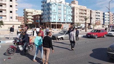 مصرع شخص وإصابة 3 آخرين في تصادم عدة سيارات ودراجة نارية بالسويس