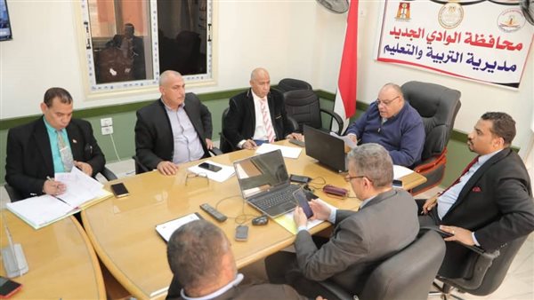 جانب من لقاء مدير