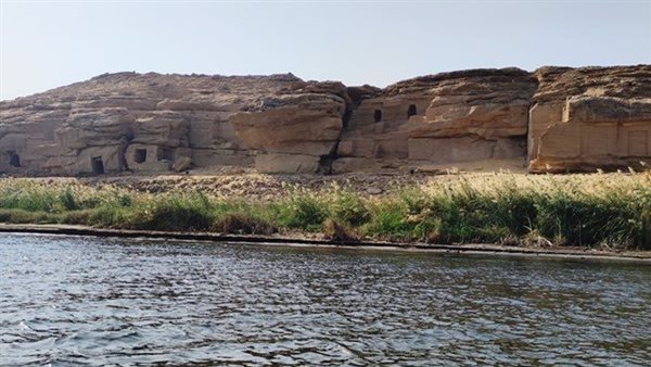  آثار السلسلة