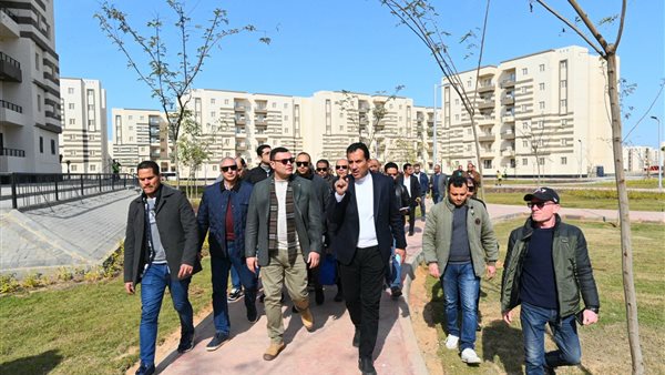 وزير الإسكان