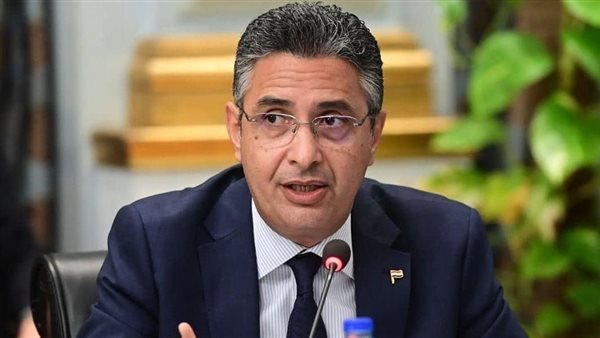 وزير التموين