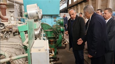 توفر 250 مليون دولار سنويًا.. وزير الكهرباء يبحث تشغيل الوحدة الرابعة لمحطة عتاقة بـ غاز العادم