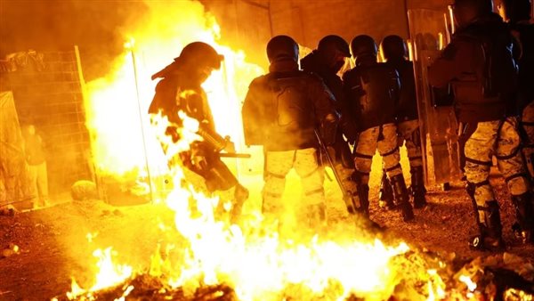 حريق في مخيم بالمكسيك