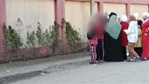 محاولة سيدات تغشيش