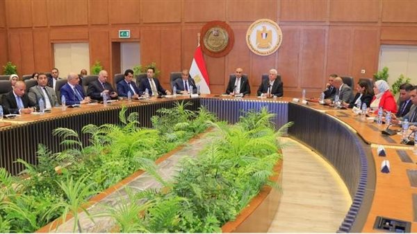 جانب من الجلسة 