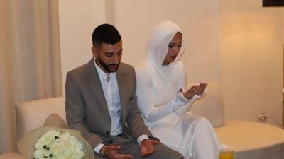 نجل حنان ترك يحتفل بخطبته وقراءة الفاتحة على فتاة من خارج الوسط الفني| صورة