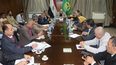 محافظ القليوبية يتابع تنفيذ خطة الرصف الشاملة بشبرا الخيمة