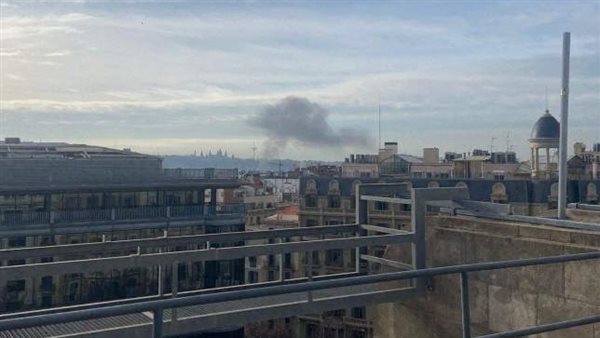 حريق في ميناء برشلونة