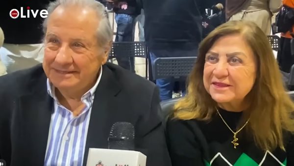 والد ووالدة الفنانة