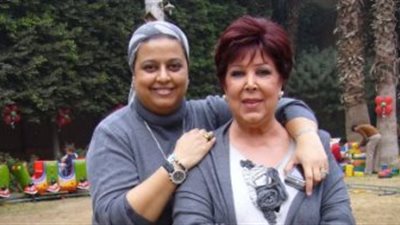 اليوم.. ابنة رجاء الجداوي مع إنجي علي ببرنامج “أسرار النجوم”